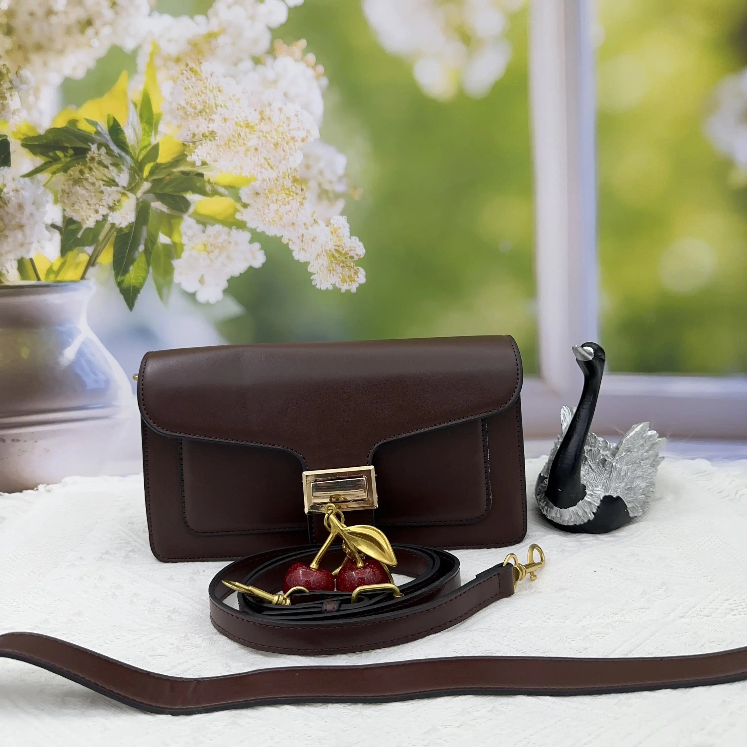 Small Crossbody Bags for Women Purses Fashion Leather Lightweight Handbags Shoulder Bag Small Leather Cross Body Shoulder Handbags Satchel Designer Evening Chain Purses