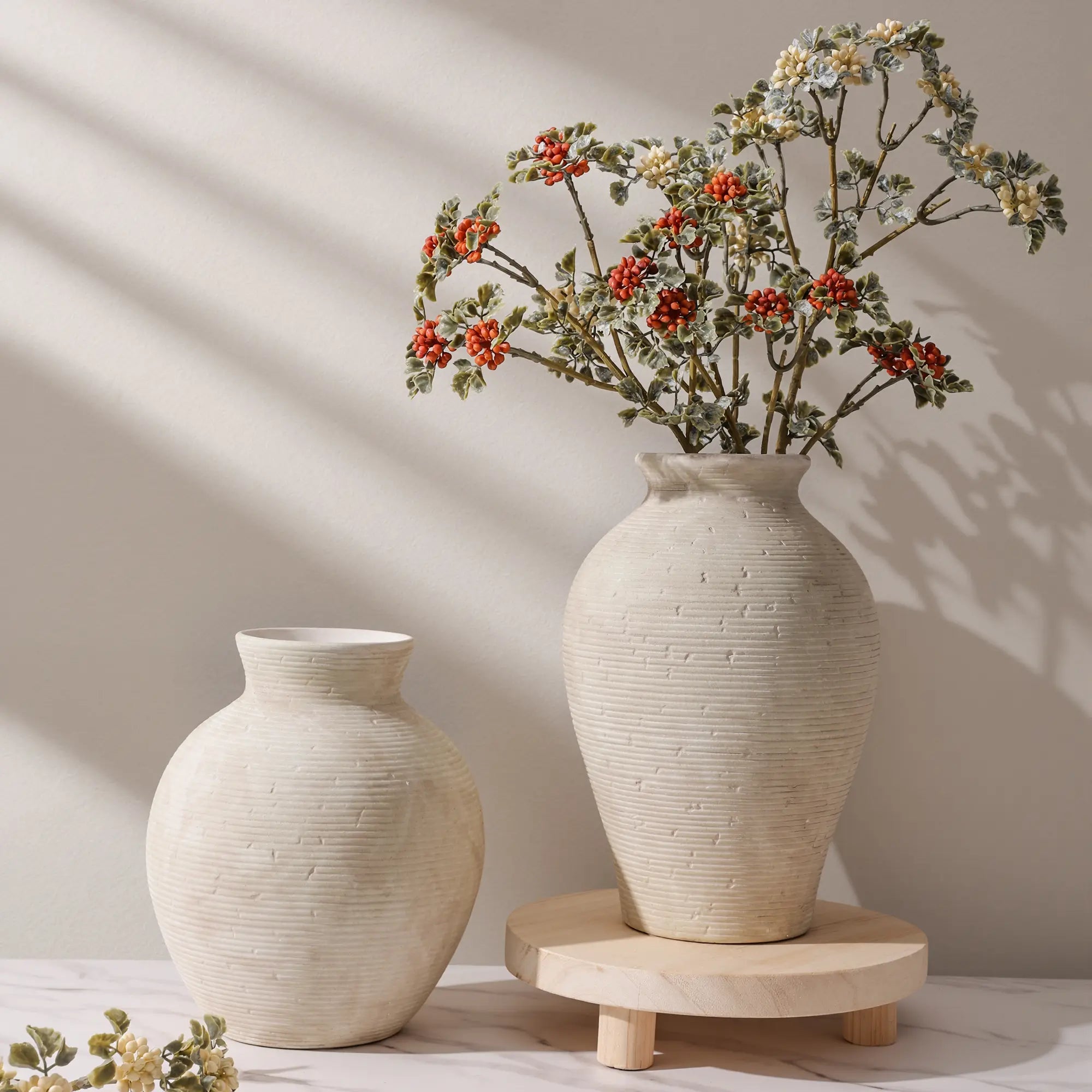 Ivydale Ceramic Flower Vase Home Decor, 7.4 in Farmhouse Table Vases Rustic Vintage Living Room Kitchen Bedroom Decoration Pottery Decorative Vases for Flowers House Shelf Office Desk Dining Entryway, Retro