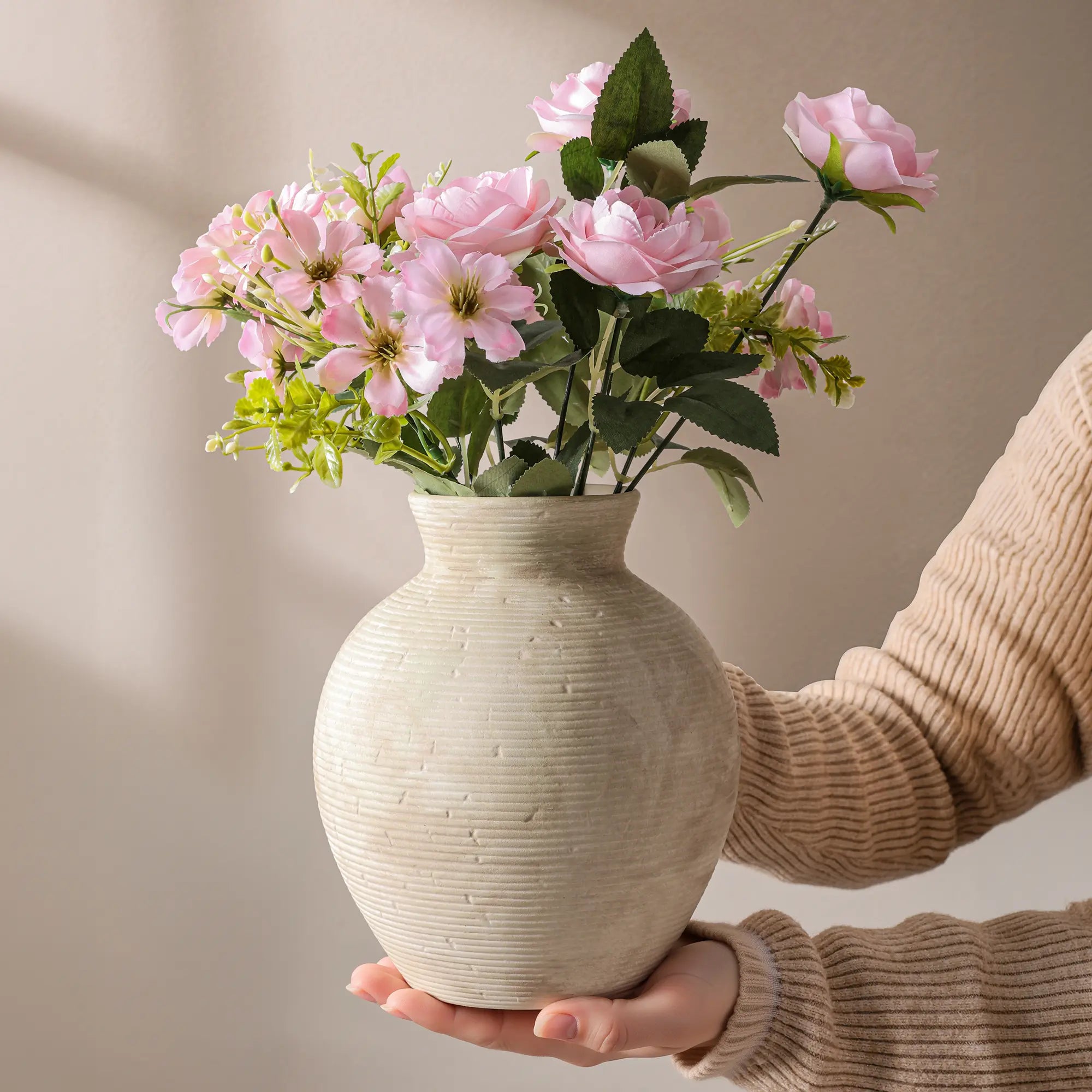 Ivydale Ceramic Flower Vase Home Decor, 7.4 in Farmhouse Table Vases Rustic Vintage Living Room Kitchen Bedroom Decoration Pottery Decorative Vases for Flowers House Shelf Office Desk Dining Entryway, Retro